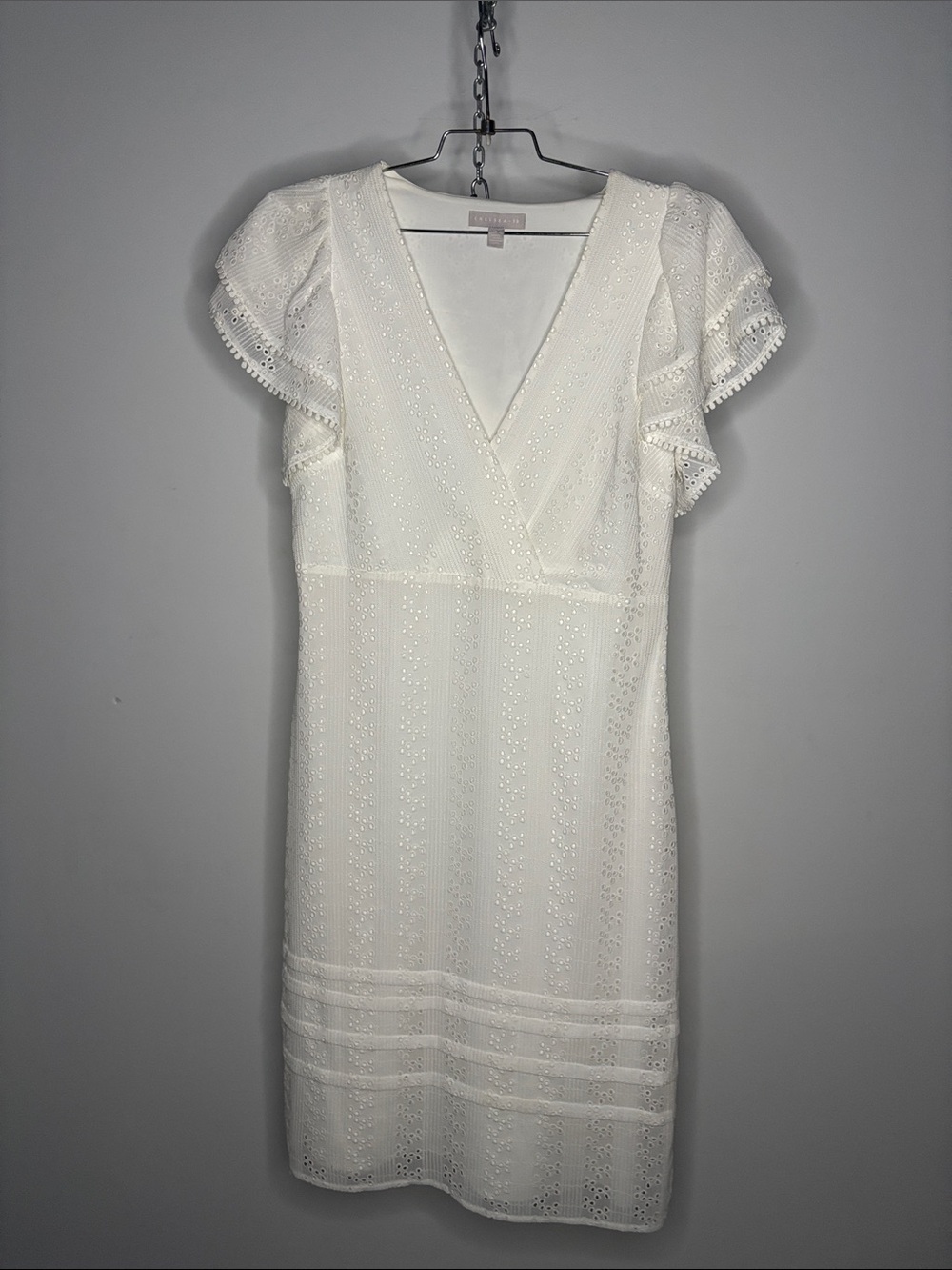 🦄 Sale! Chelsea28 White Broderie Anglaise Midi Dress